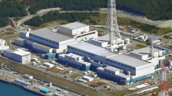 准备重启！日本最大核电站开始装填核燃料
