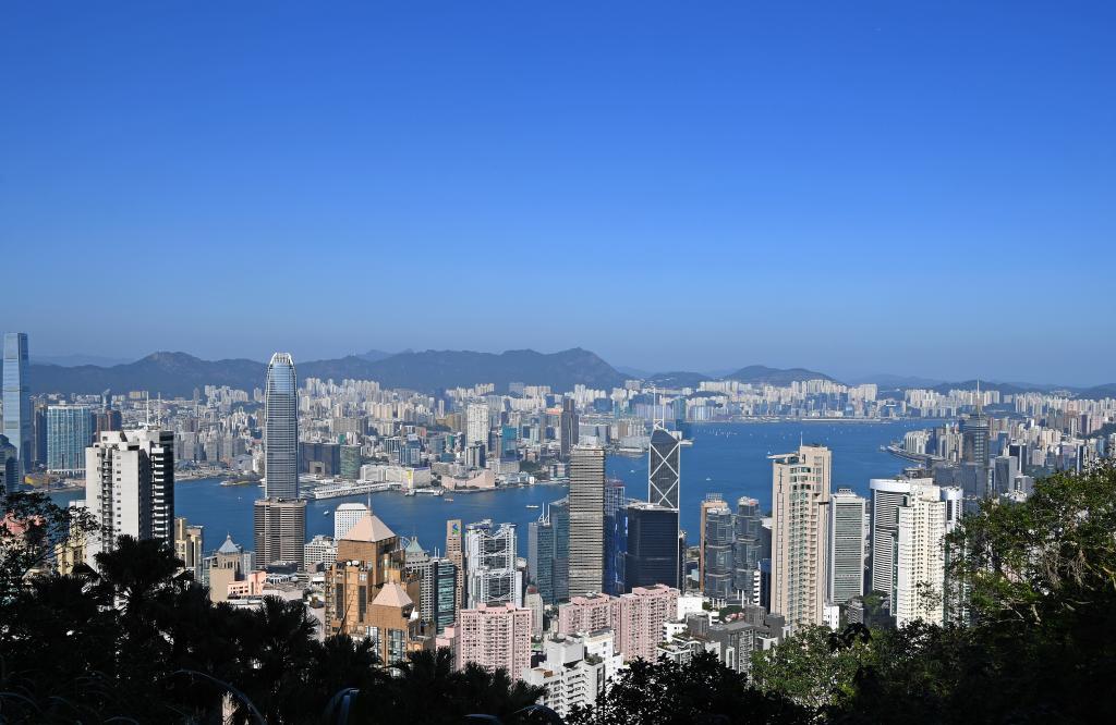 访客倍增股市回暖 香港经济近期亮点频现