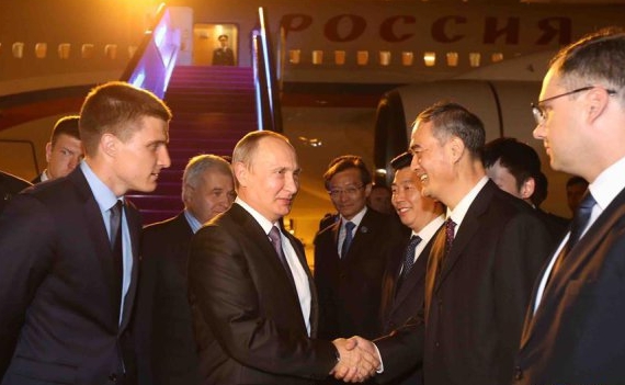 俄罗斯总统普京抵达杭州