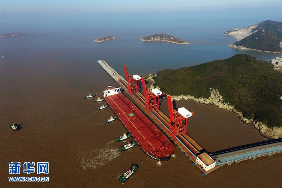 #（经济）（1）浙江舟山40万吨级航道试运行迎来“巨无霸”