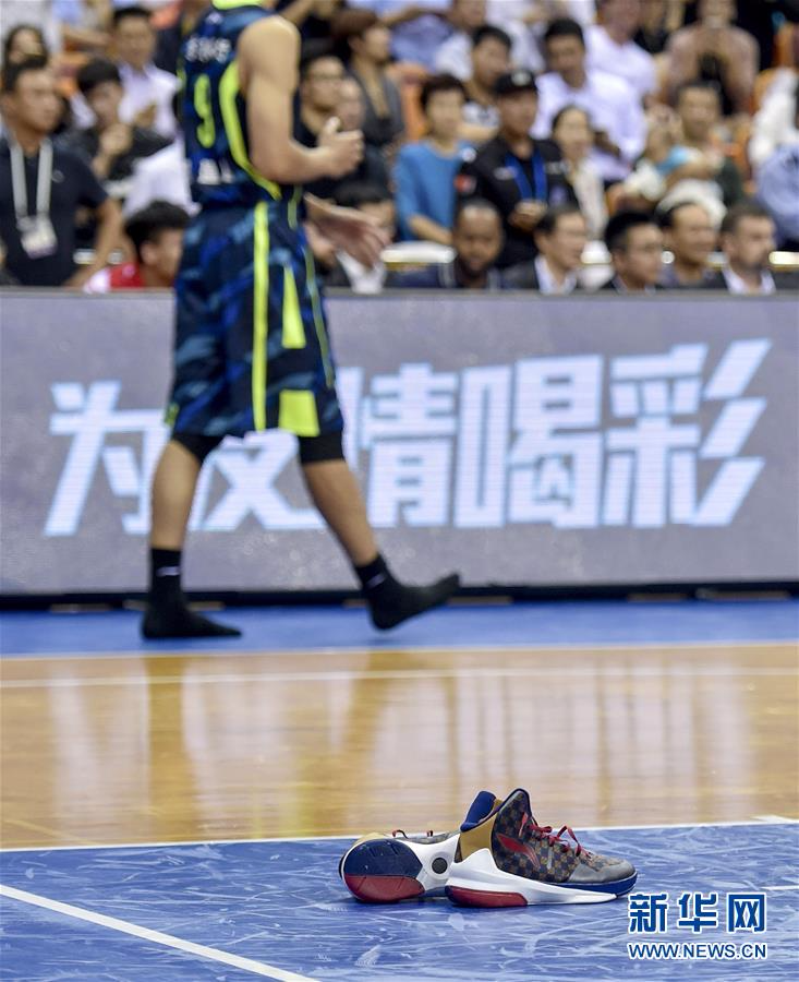 （体育·专题）（12）中国篮球的2016