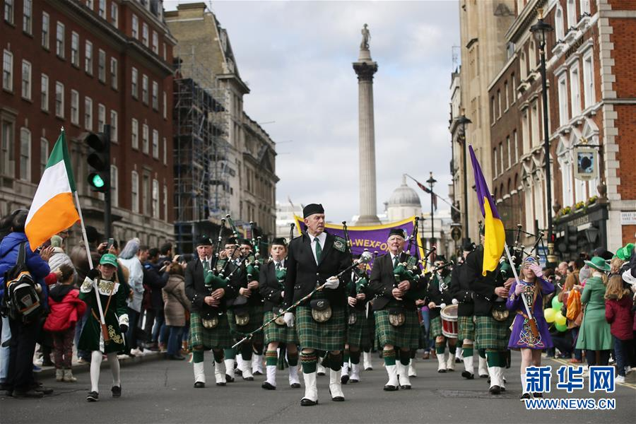 （国际）（1）伦敦举行圣帕特里克节游行