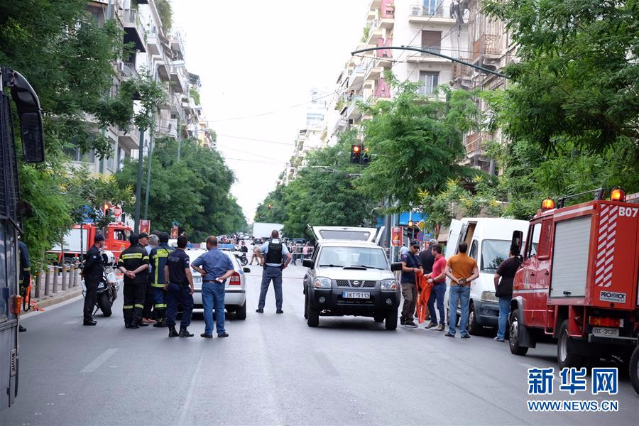 （国际）（2）希腊前总理帕帕季莫斯因邮件炸弹受伤