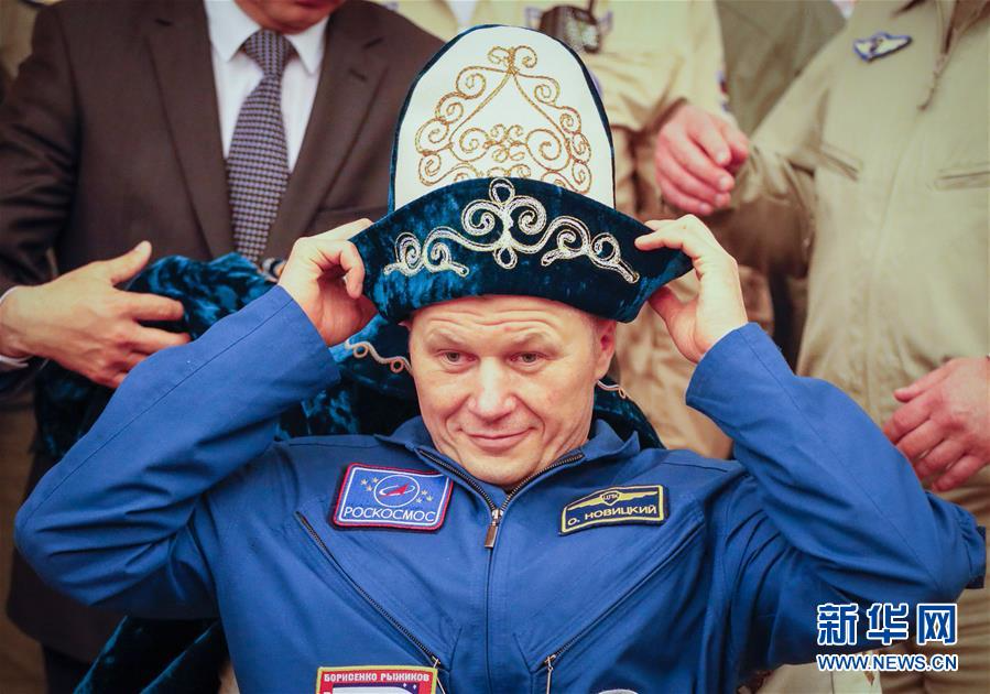 （外代一线）（4）俄法宇航员从国际空间站平安返回地面