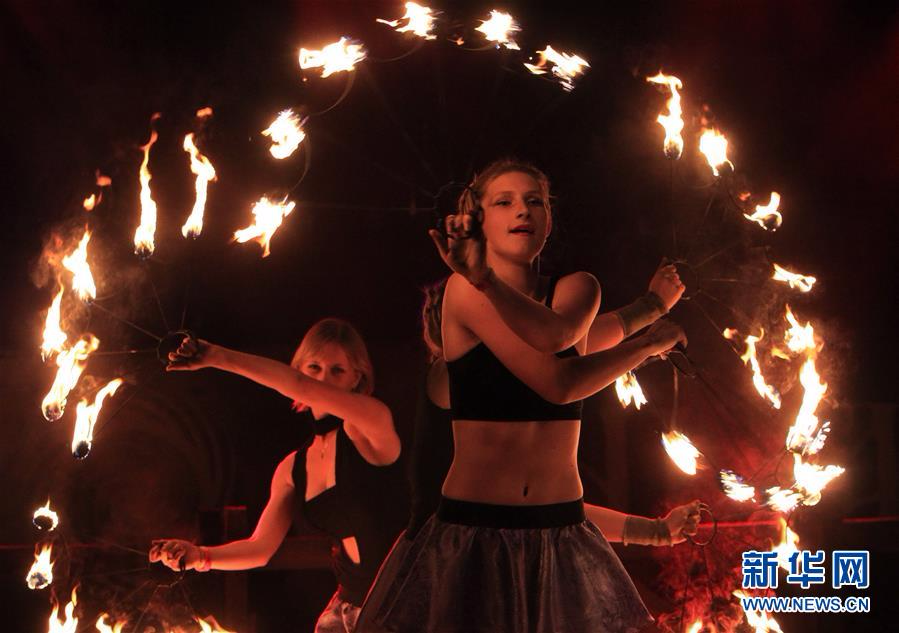 （XHDW）（2）白俄罗斯民俗节上的火把表演