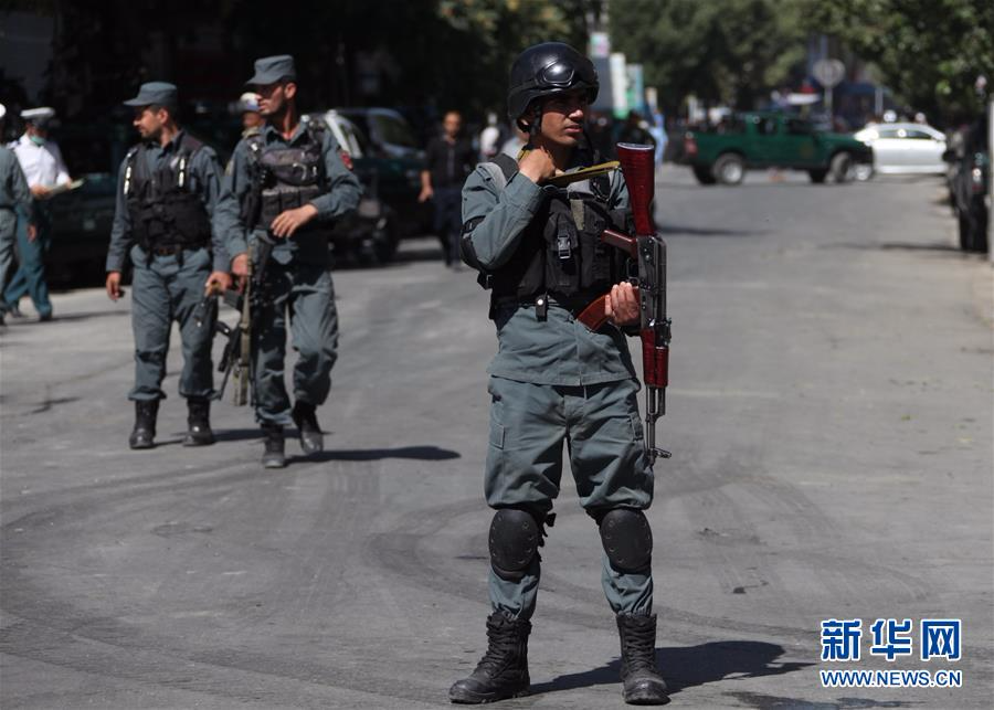 （国际）（1）阿富汗首都汽车炸弹袭击造成24人死亡