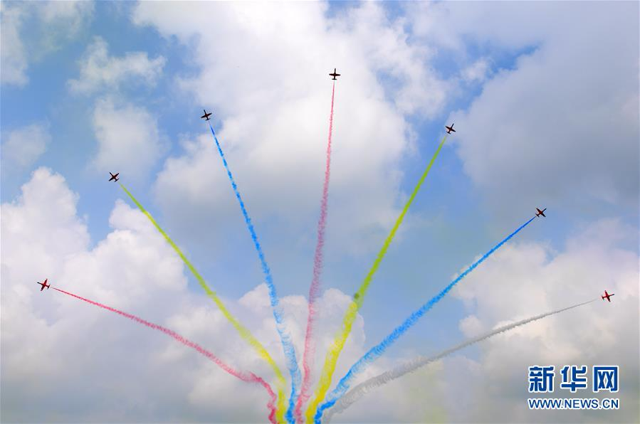 （社会）（4）中国空军在长春举办航空开放活动