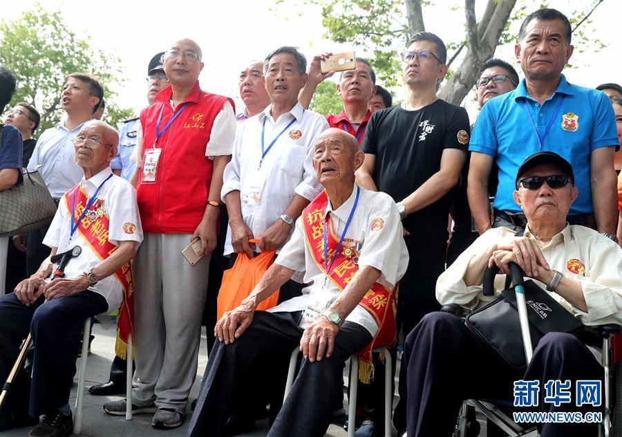 （社会）（4）上海举行“八一三”淞沪抗战80周年纪念活动