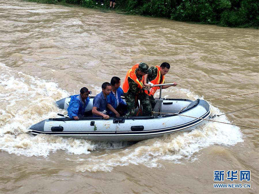 （社会）暴雨致湖北咸宁4万余人受灾
