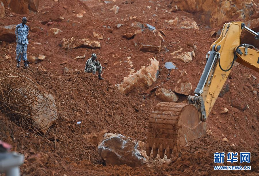 （国际）（4）塞拉利昂泥石流灾害遇难人数升至499人