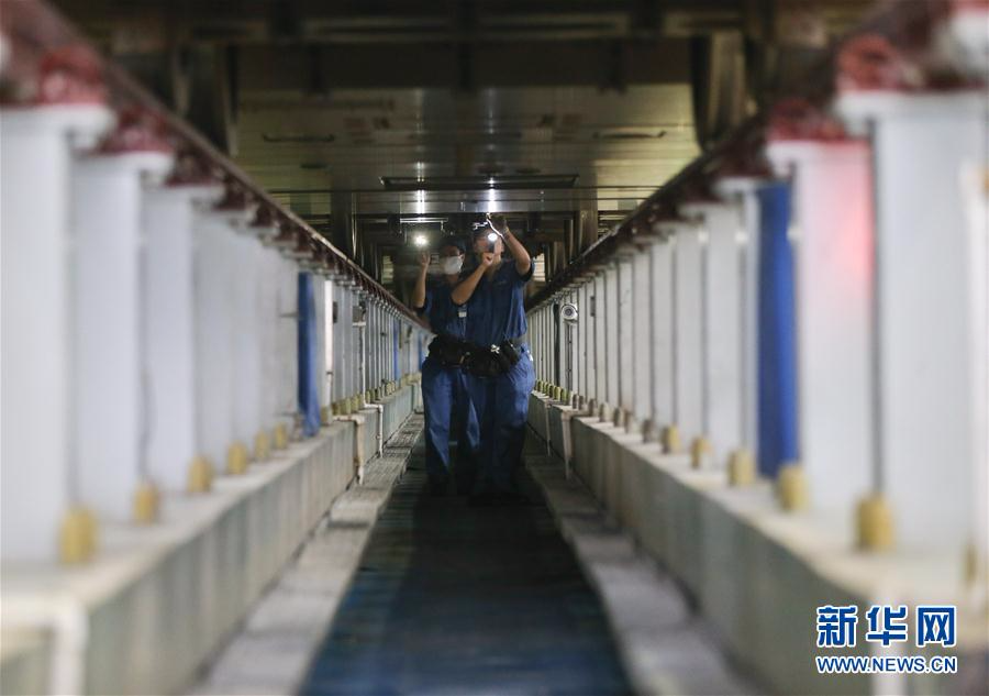 （社会）（2）上海：“复兴号”的幕后英雄