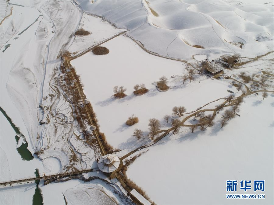 #（环境）（7）塔克拉玛干沙漠雪景如画