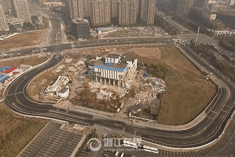 杭州打通最牛“C字路” 晚高峰少堵十分钟