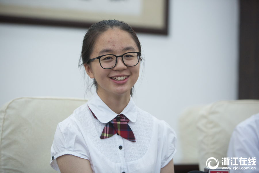 六门学科四门满分 文澜中学少女学神刷杭州中