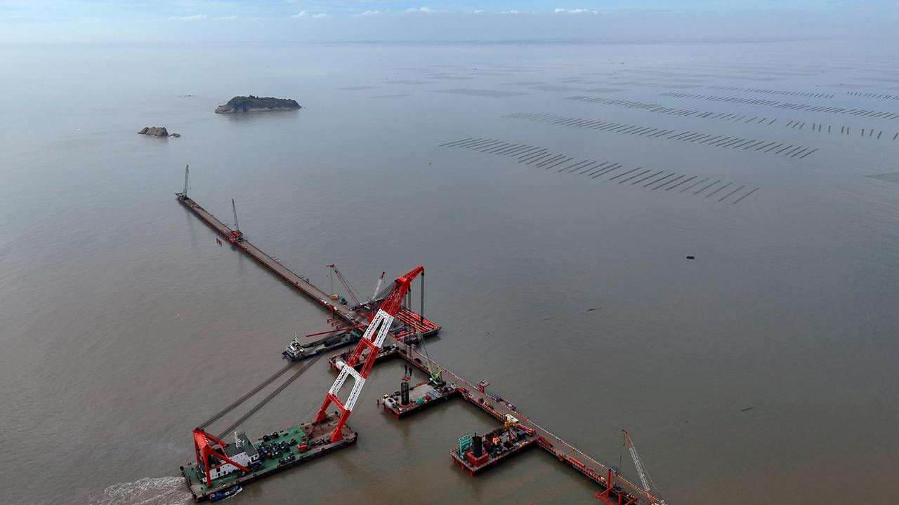 温州湾跨海特大桥浇筑桩基