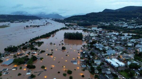 巴西南里奥格兰德州暴雨已致24人死亡