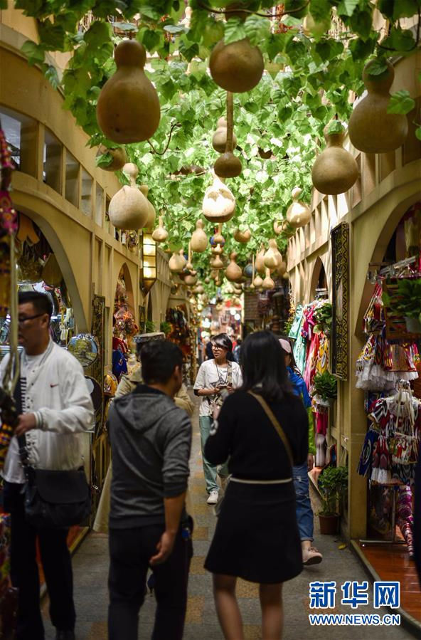 一带一路·好买卖│新疆国际大巴扎 春日迎来好买卖