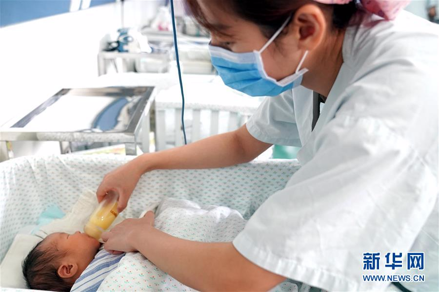 （图片故事）（2）新生儿重症监护病房（NICU）内的“37℃关爱”