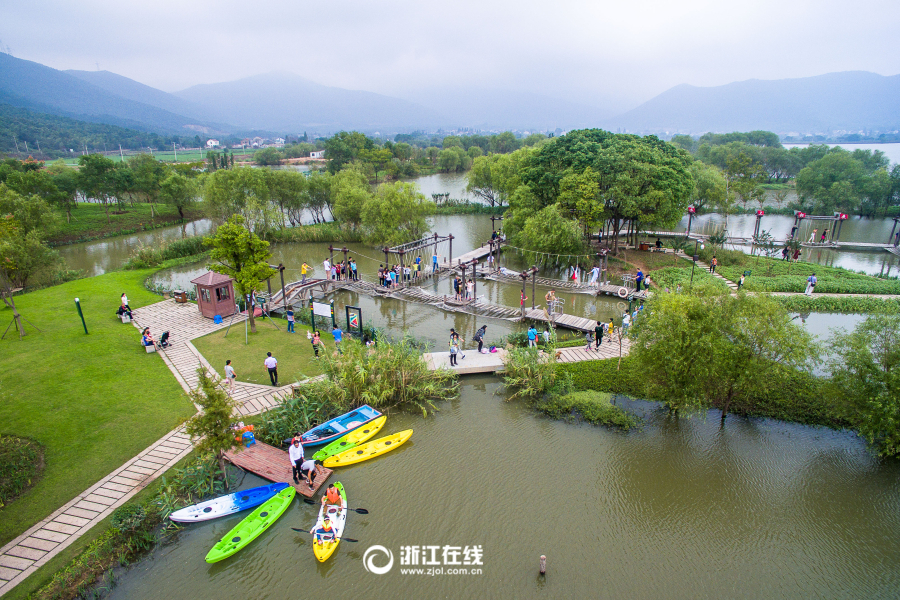 國慶長假最後一天 杭州迎來返程高峰-影像中心-浙江在線