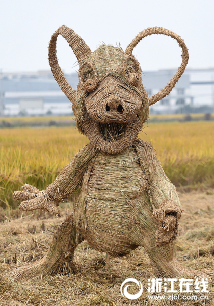 创意稻草人亮相杭州富阳_手机浙江网