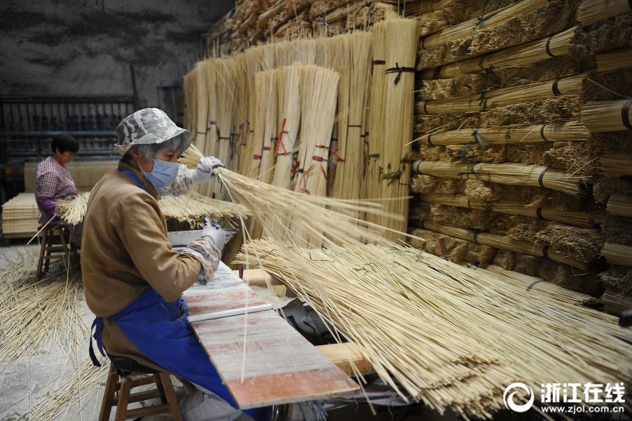 东阳竹席加工忙货销全中国