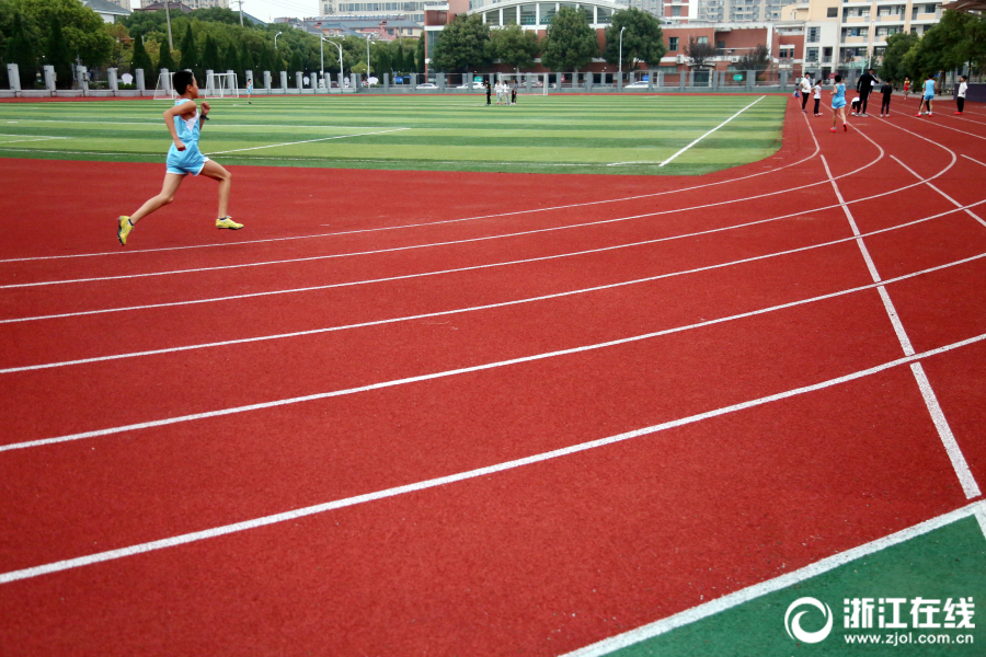 嘉善:运动场上的追风少年